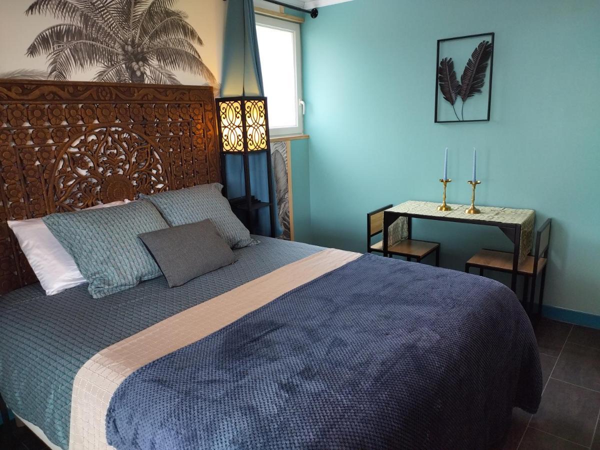 Agréable Chambre privative avec piscine et jacuzzi. Septfonds Esterno foto