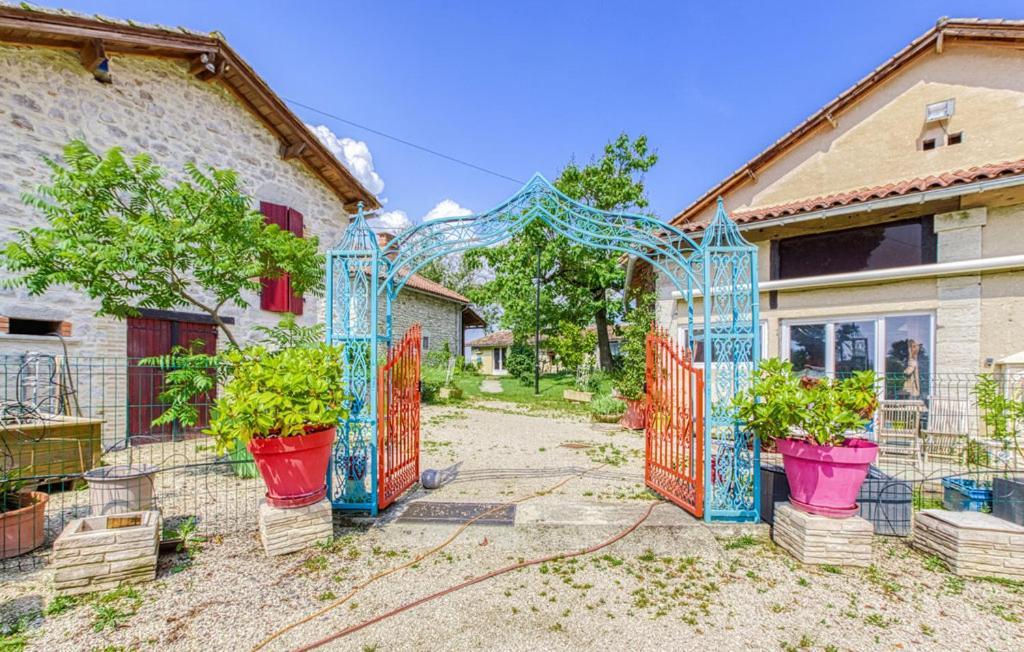 Agréable Chambre privative avec piscine et jacuzzi. Septfonds Esterno foto