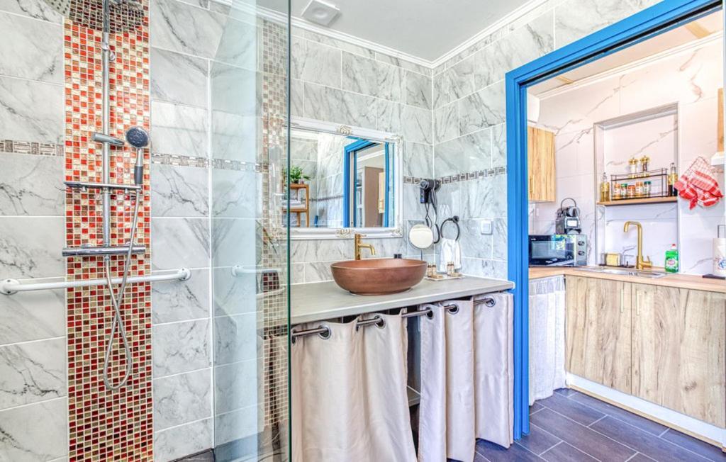 Agréable Chambre privative avec piscine et jacuzzi. Septfonds Esterno foto