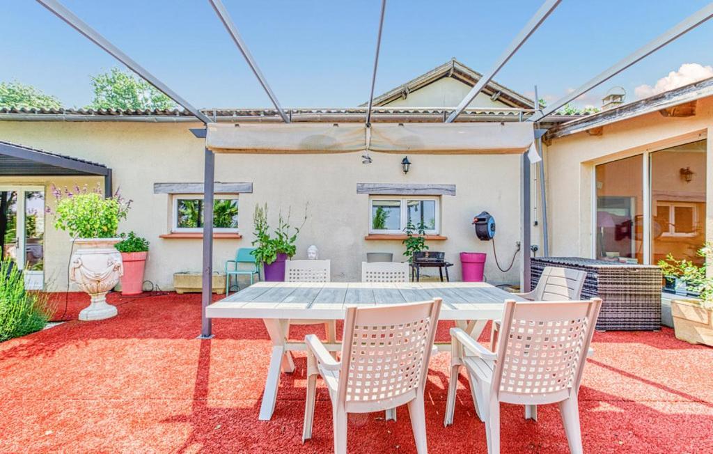 Agréable Chambre privative avec piscine et jacuzzi. Septfonds Esterno foto